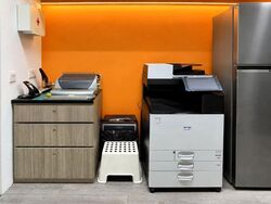 Shaw Centre (D9), Office #630599391